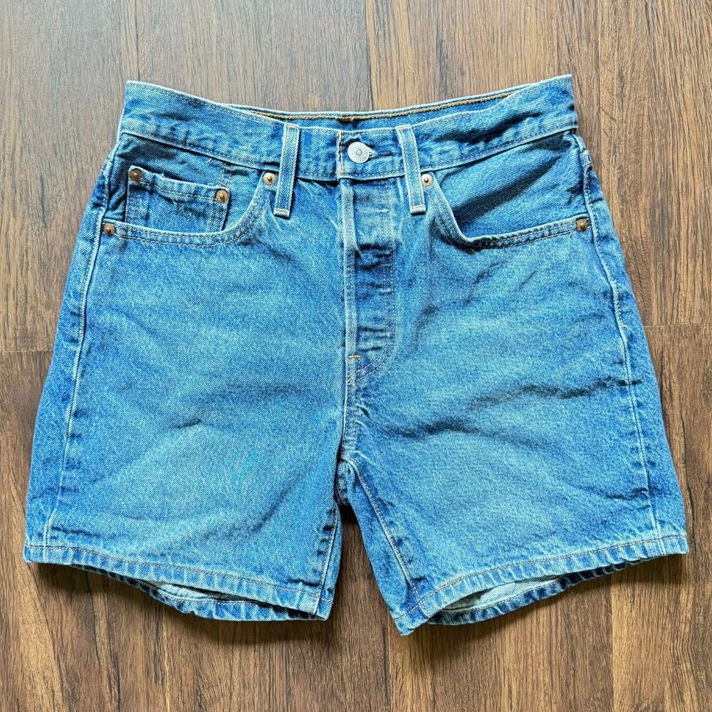 Levi's Authentic 501 Mid Thigh Denim Jean Shorts - Size 26 - Picture 2 of 4